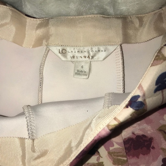 LC Lauren Conrad Runway Floral Skirt in Pink - Picture 4 of 6